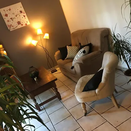 Bed & Breakfast D'hotes Sous Les Grands Chenes Nomade Saint-Etienne-de-Corcoue