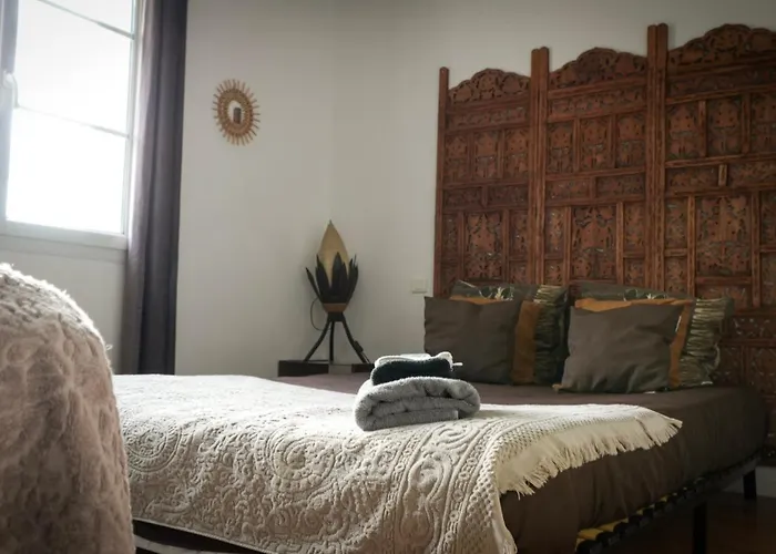 ベッド・アンド・ブレックファスト D'hotes Sous Les Grands Chenes Nomade *