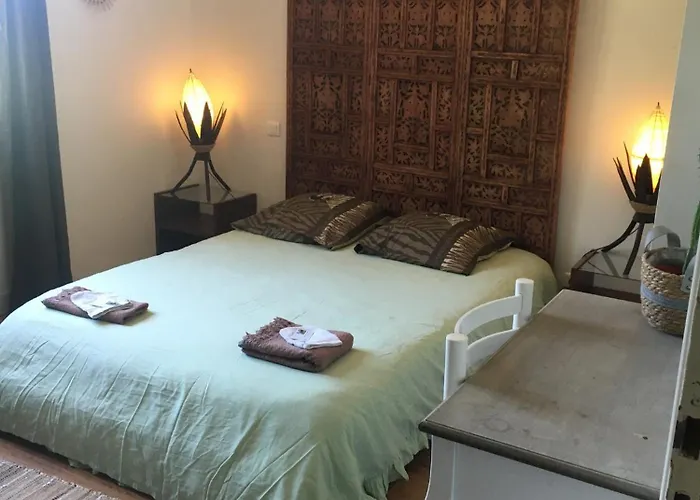 D'hotes Sous Les Grands Chenes Nomade ベッド・アンド・ブレックファスト Saint-Étienne-de-Corcoué