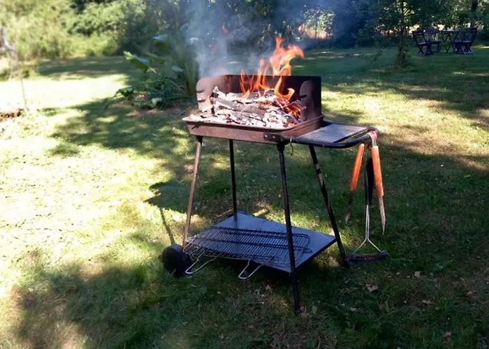 ベッド・アンド・ブレックファスト D'hotes Sous Les Grands Chenes Nomade *